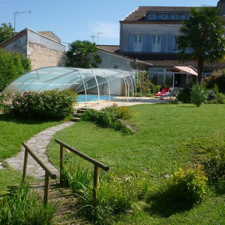 Clos Muneau Aiguillon Exteriör bild